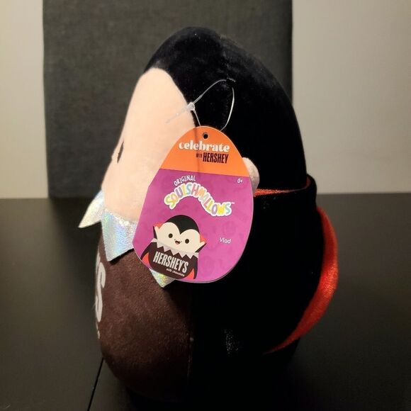 Squishmallows, Hershey's Vlad the Vampire - Picture 2 of 9